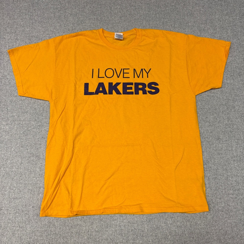 Gildan | Los Angeles Lakers NBA Graphic T-Shirt | X| Gold | I Love My Lakers Tee